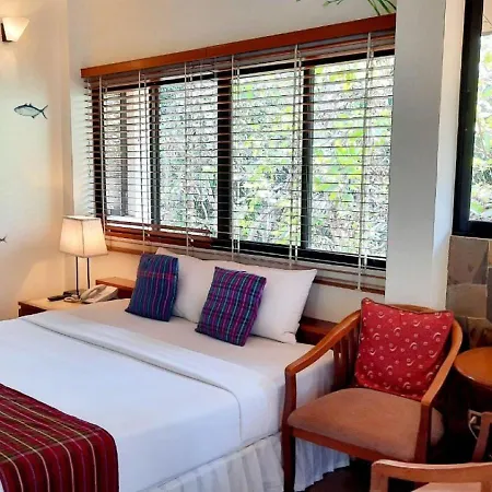 Birds And Bees Resort Pattaya Exterior photo