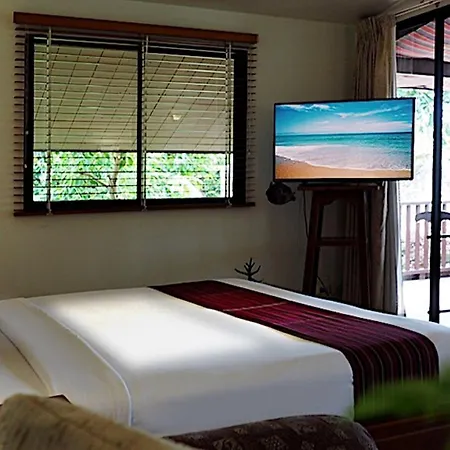 Birds And Bees Resort Pattaya Exterior photo