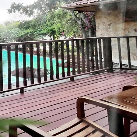Birds And Bees Resort Pattaya Exterior photo