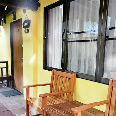 Birds And Bees Resort Pattaya Exterior photo