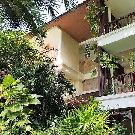 Birds And Bees Resort Pattaya Exterior photo