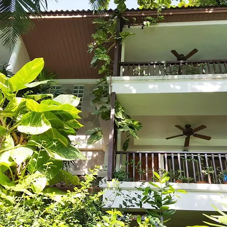 Birds And Bees Resort Pattaya Exterior photo