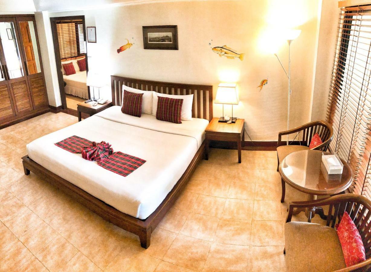 Resort Birds And Bees 3*